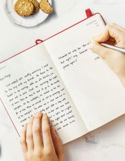 Keeping an endometriosis diary