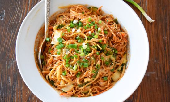 Spicy pasta with peppers and chilli