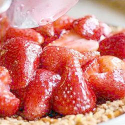 Strawberry tart - endo diet friendly