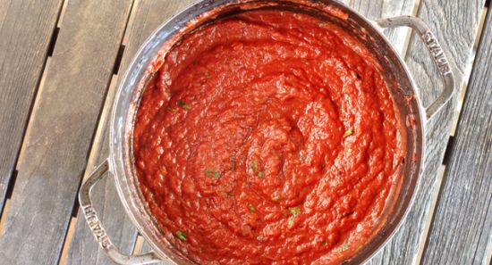 All round tomato sauce