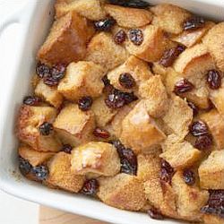 Cinnamon and raisin bread pudding - endometriosis friendly recipe