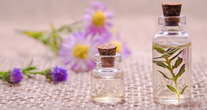 Aromatherapy for endometriosis