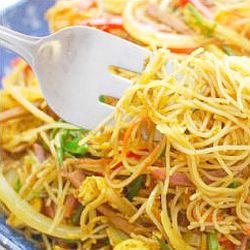 Noodles with Vietnam sauce - endometriosis diet